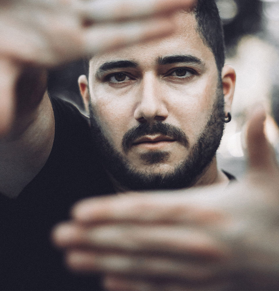 POR ALEXANDRE SIMÕES